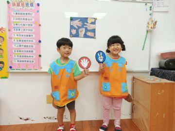 練習玩剪刀石頭布的遊戲